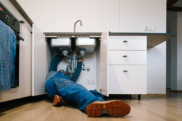 Professional Leak Detection technician working in Middleton, MA